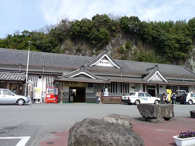 �L��|�c�w�w��