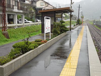 �i�w�z�[��