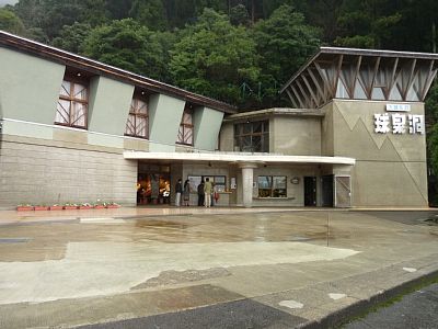 ���򓴓���