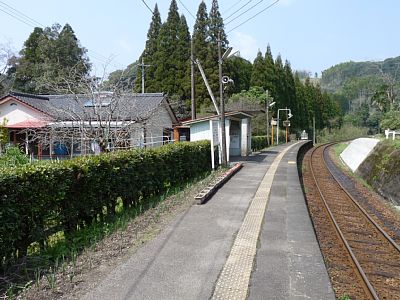 �����ǉw�z�[��